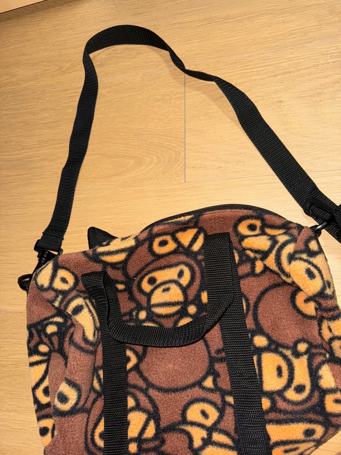 베이프 마일로 더플백 상품이미지3