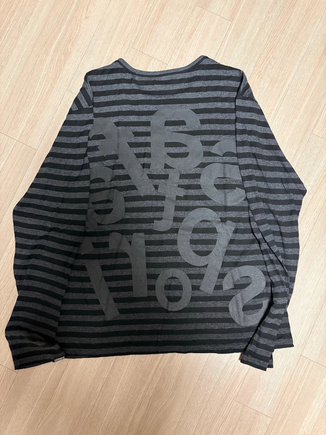 사파리스팟 티켓팅 스트라이프 보더 티 블랙 1size 상품이미지2
