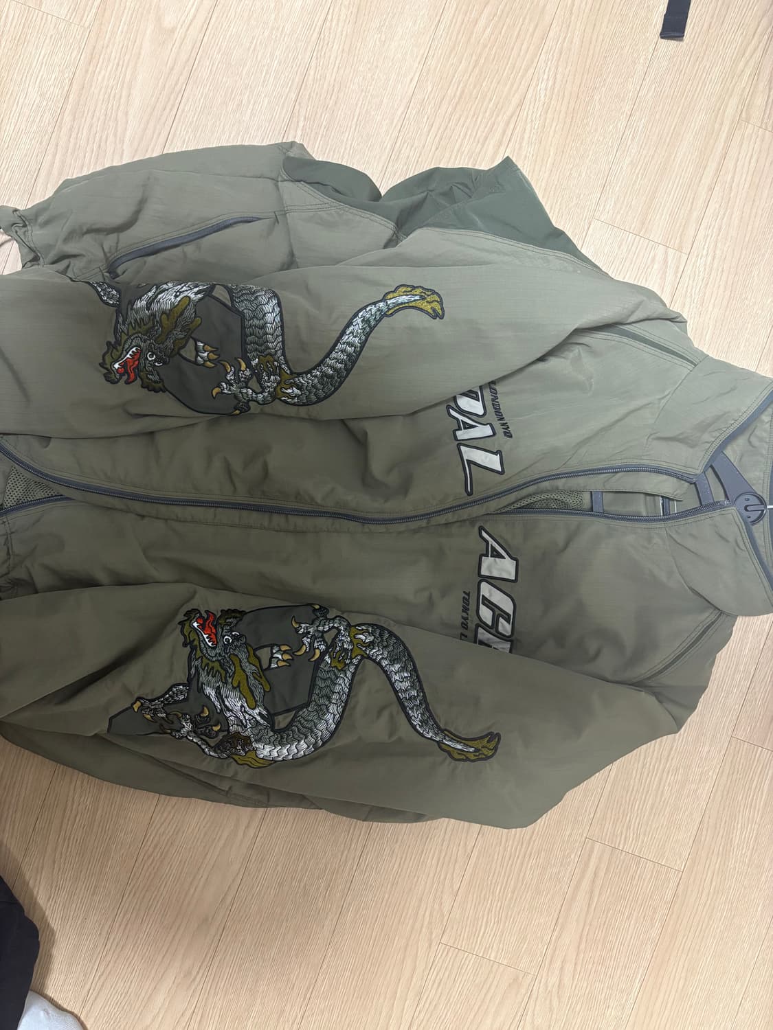 팔라스 엔터 더 드래곤 올리브 M사이즈 상품이미지2