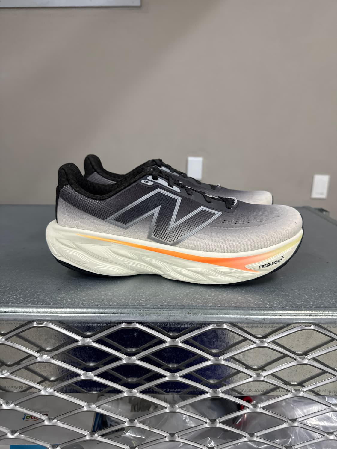 뉴발란스 프레쉬 폼 1080 260 상품이미지4