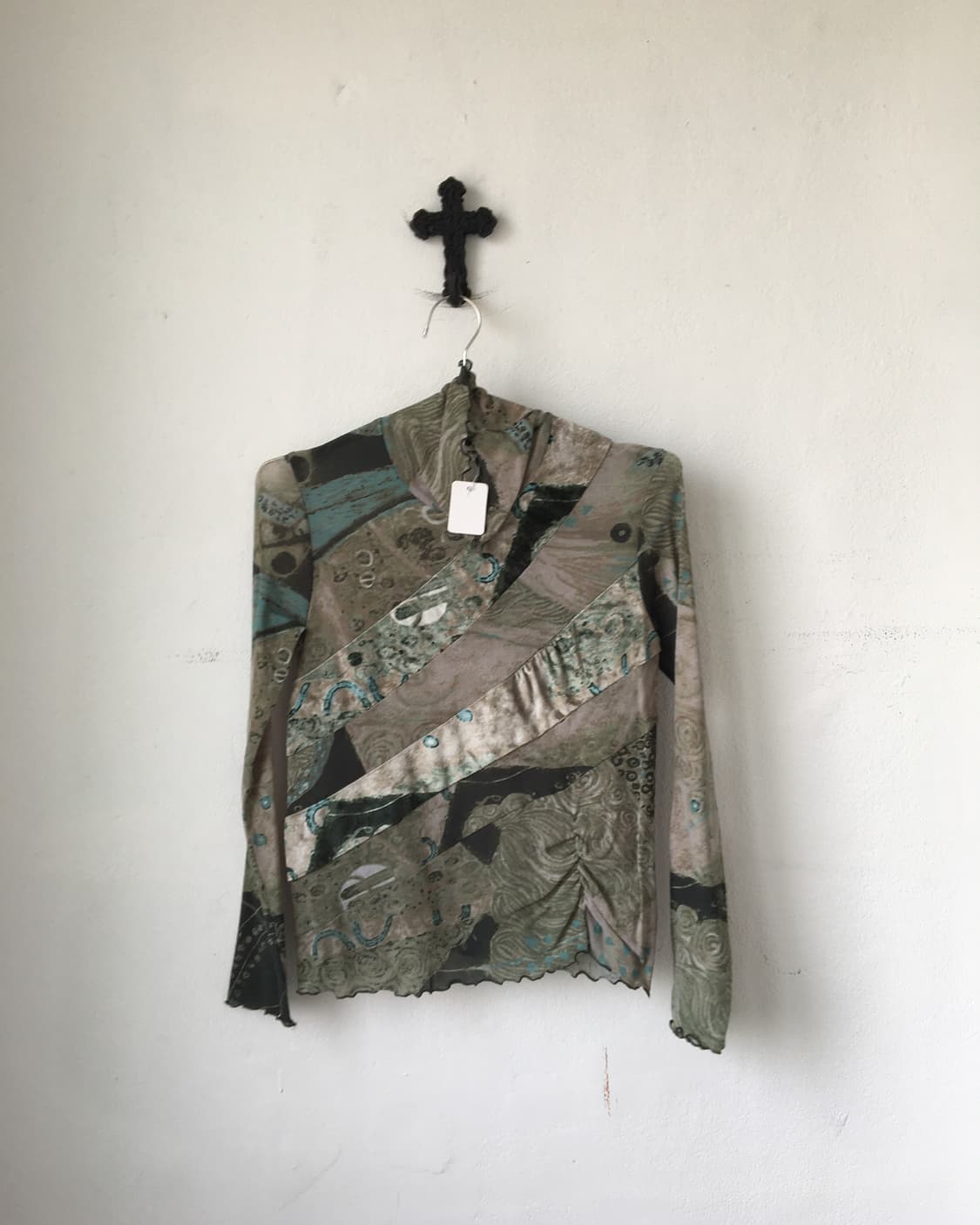 Oriental mood velvet layer high neck sle 상품이미지2