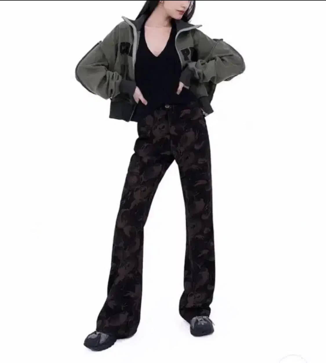 스컬프터 부츠컷 팬츠 Rose Print Flare Pants Black 상품이미지1