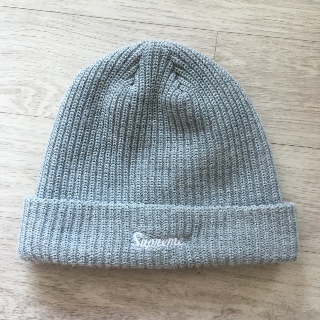 슈프림 그레이 비니 상품이미지1