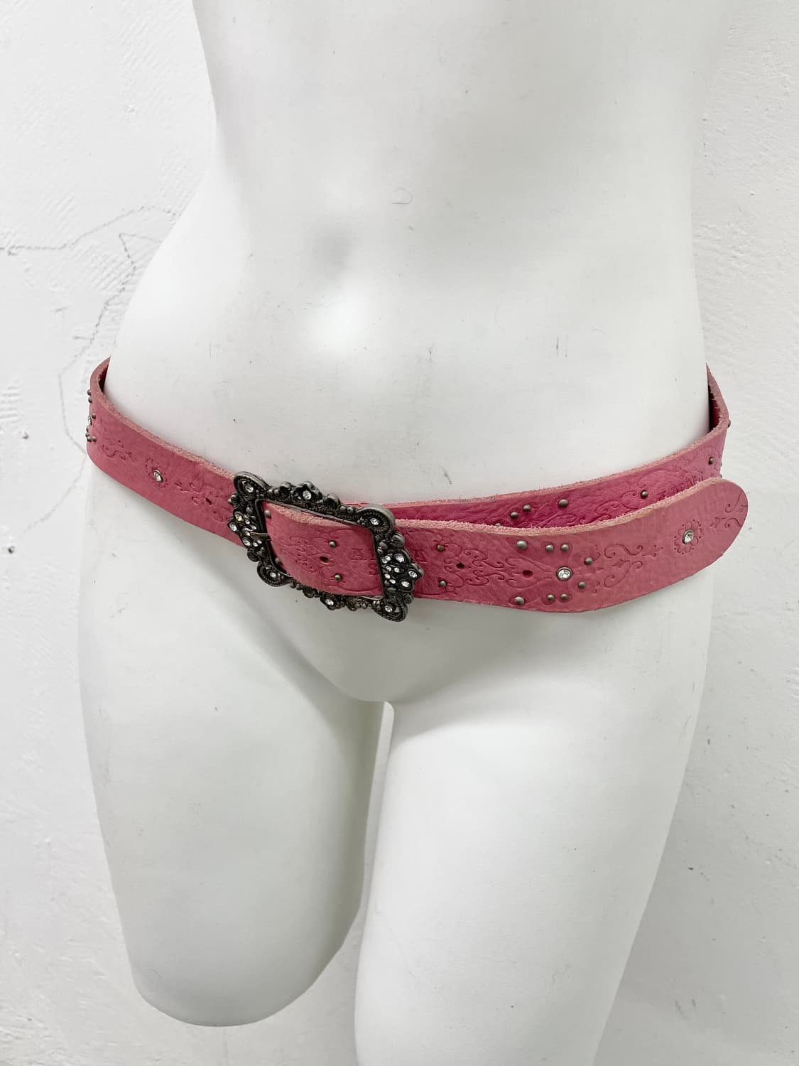 리얼레더 핑크 오리엔탈 펀칭 버클 벨트 상품이미지1
