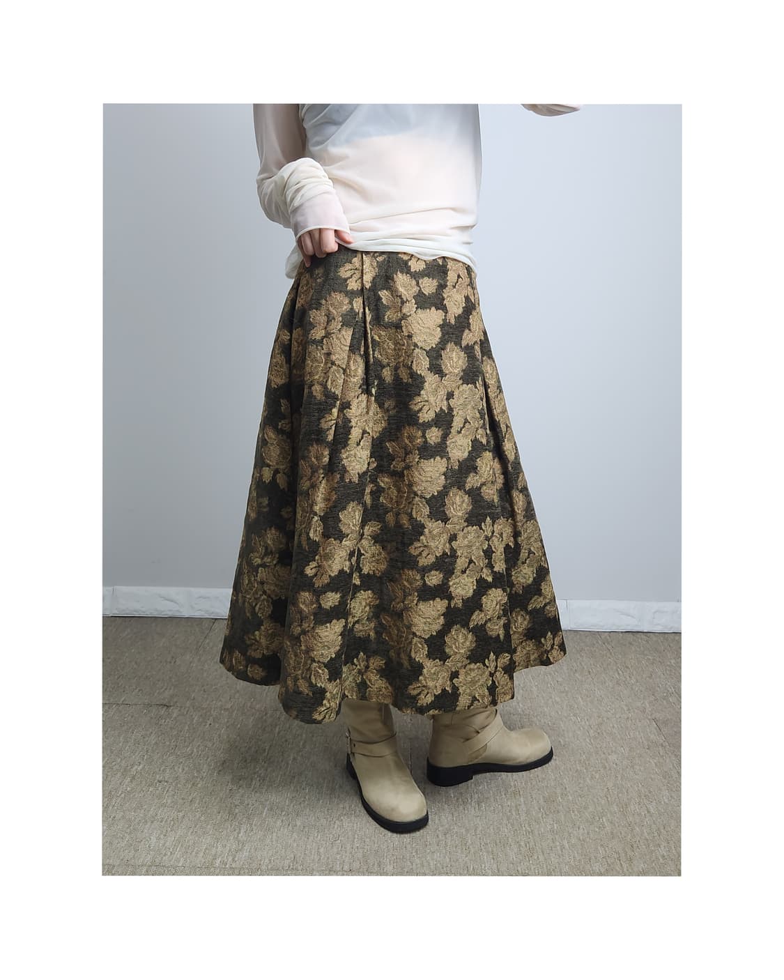 플로럴 핀턱 롱 스커트 상품이미지1