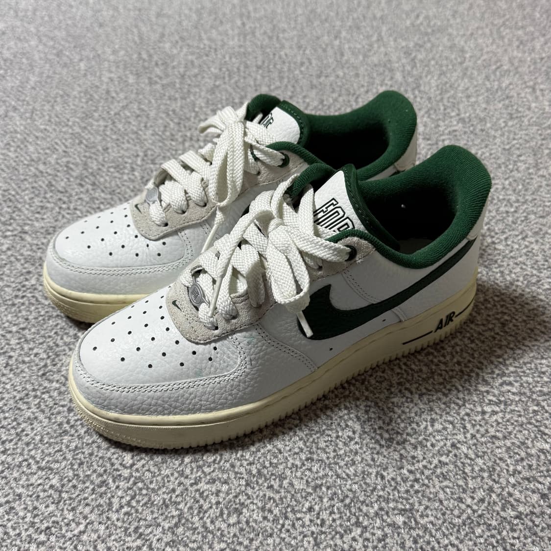 [정가 15만원] 나이키 에어포스 그린 235 상품이미지5