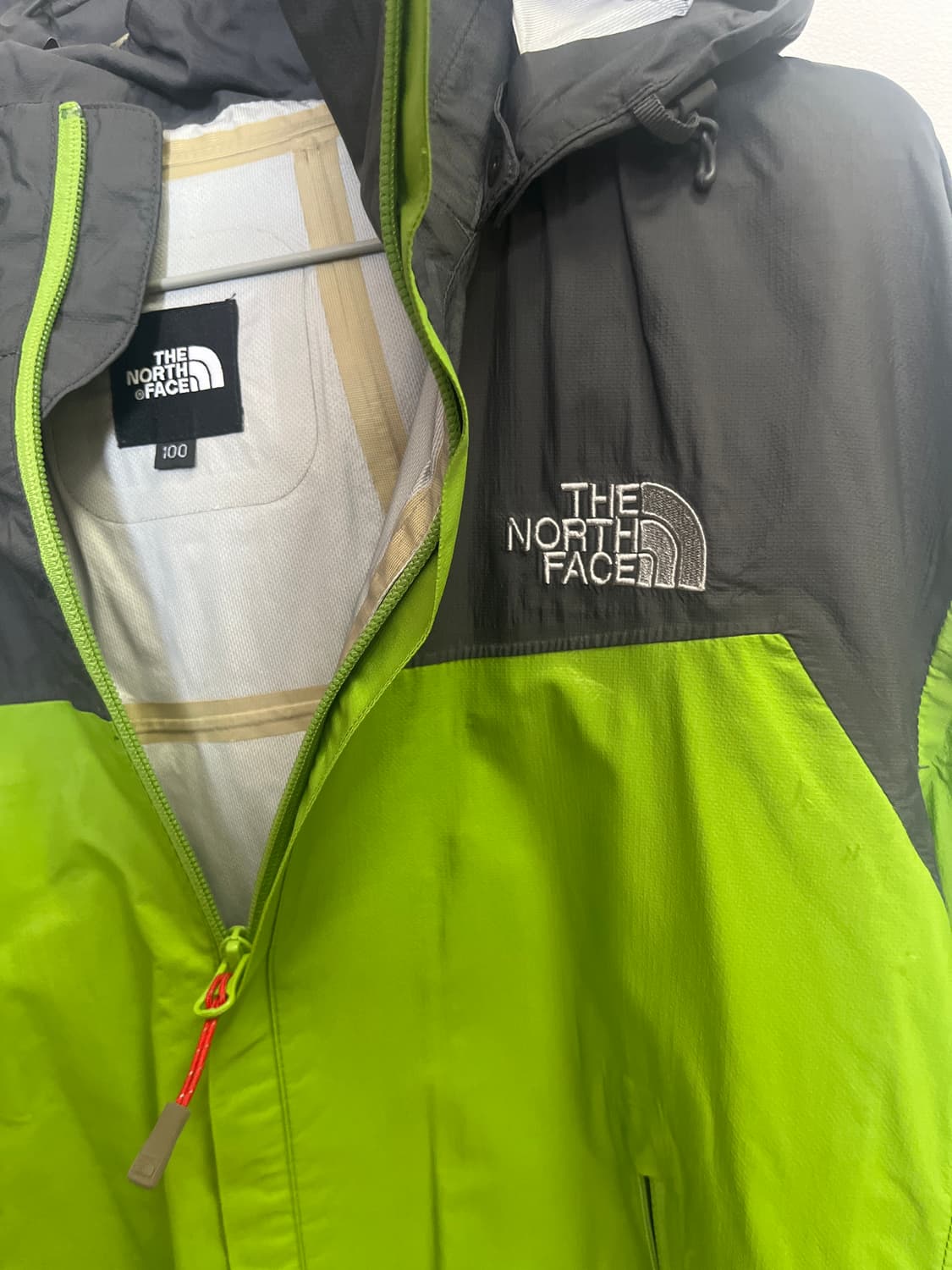노스페이스 바람막이 그린 상품이미지3