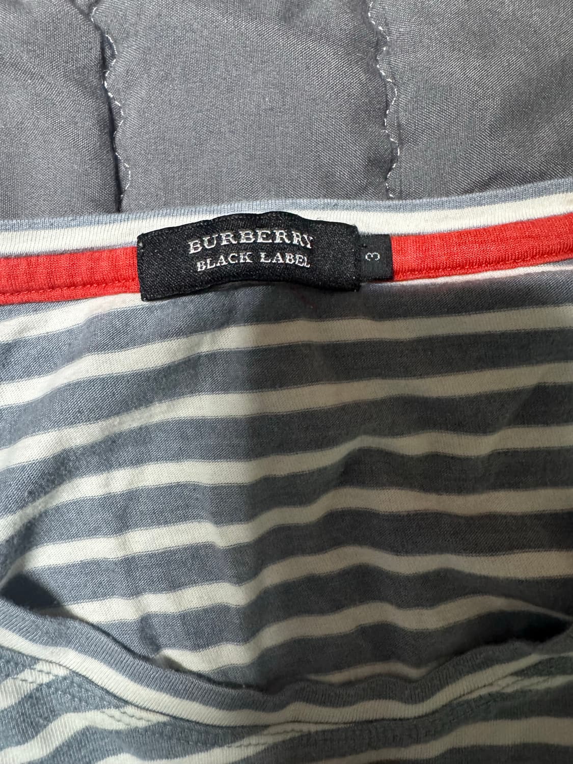 버버리 블랙라벨 스트라이프 롱슬리브 상품이미지3