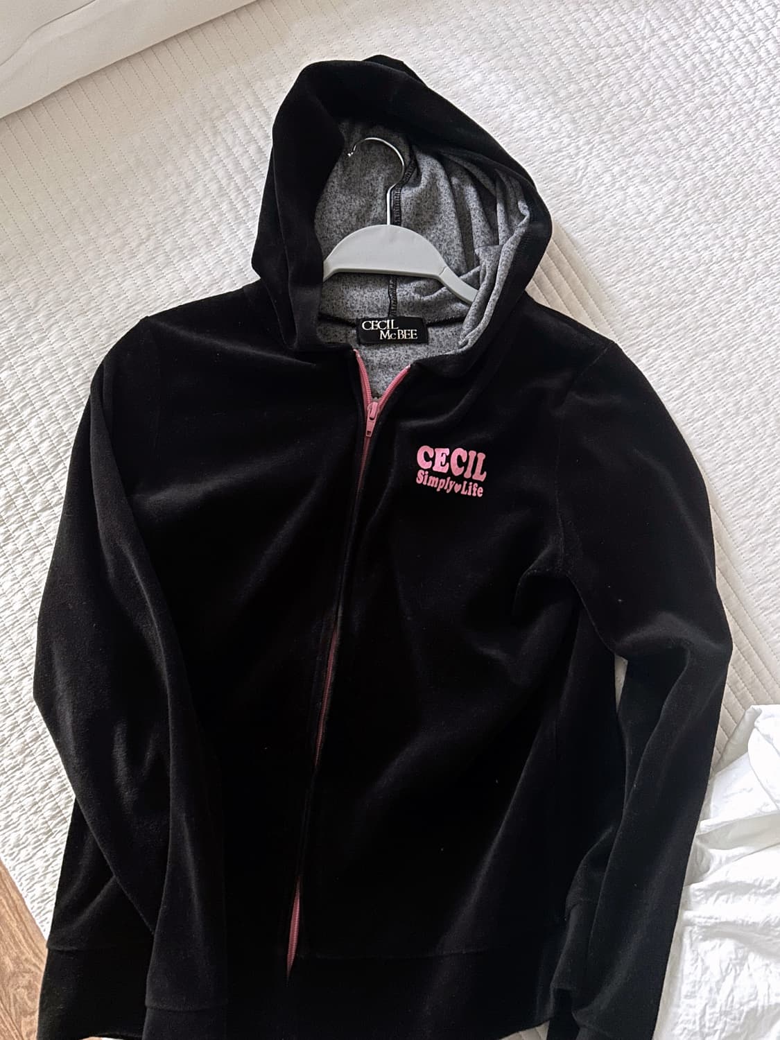 세실맥비 블랙 핑크 후드집업 갸루 오네갸루 히메갸루 상품이미지1