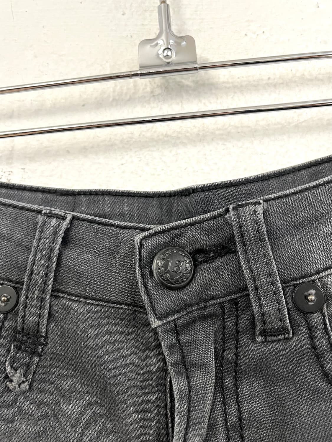 R13 챕스 레더 데님 팬츠 상품이미지3