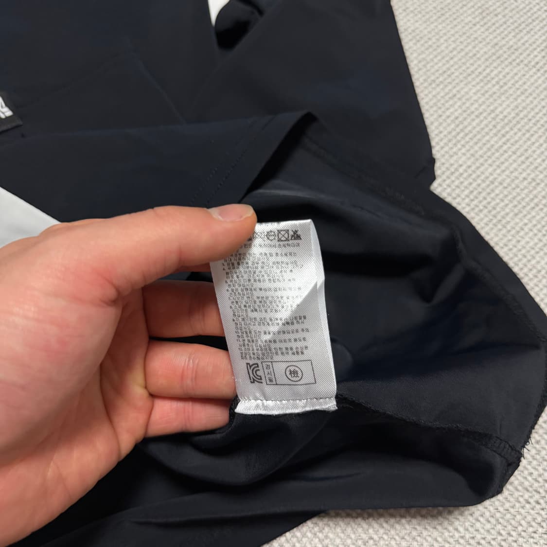 PXG 블랙 앤 화이트 긴팔 골프웨어 상품이미지5