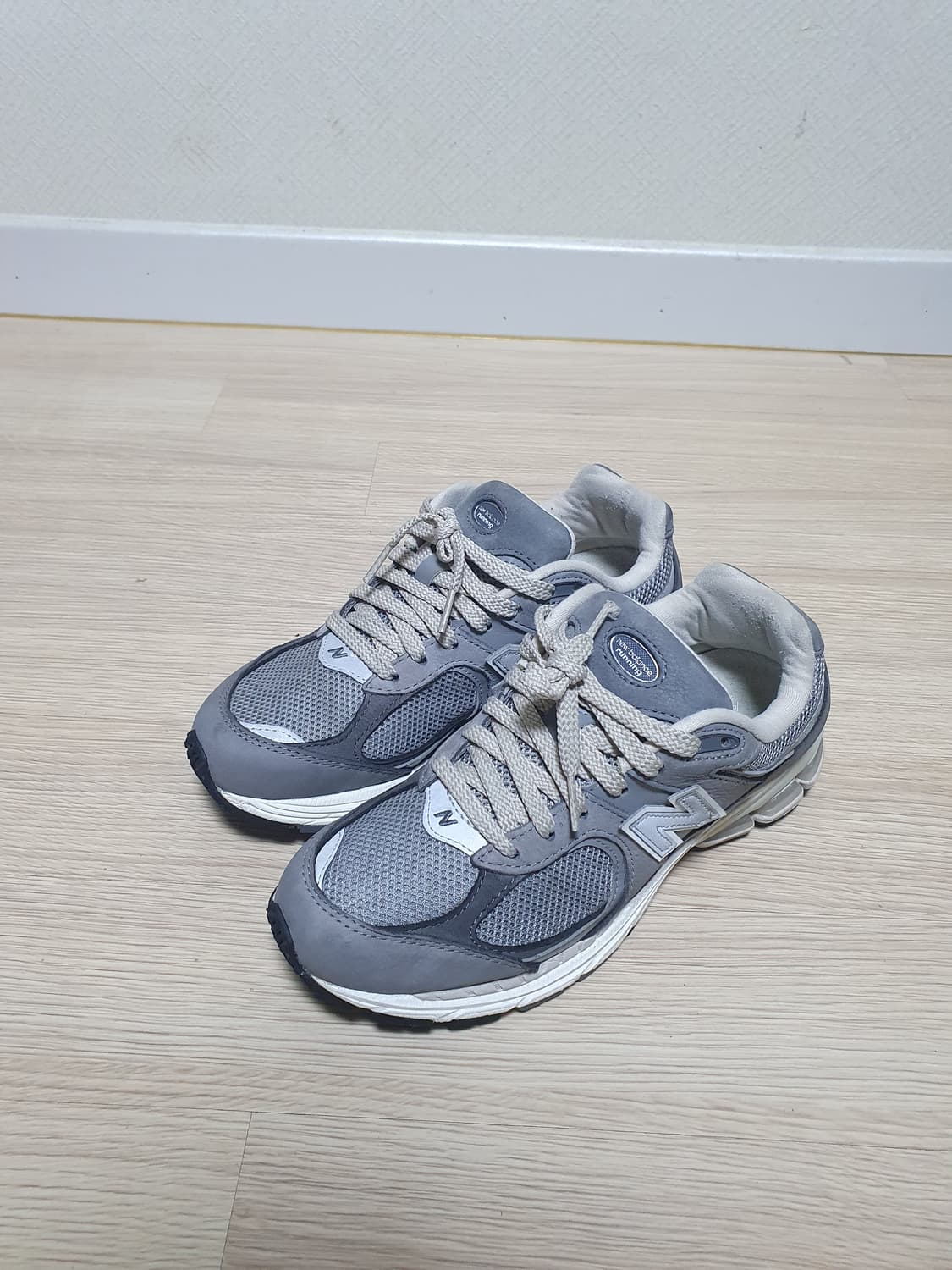 뉴발란스 2002R 그레이 운동화 250 상품이미지4