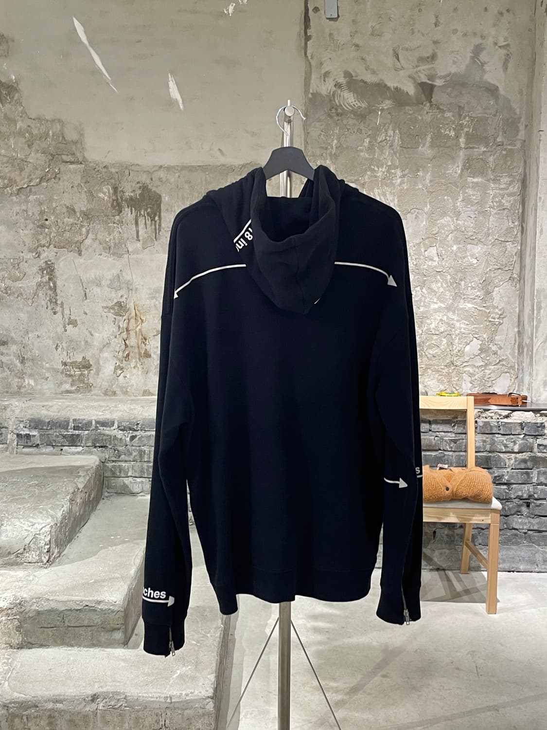 모스키노 블랙 메저먼츠 오버 후디 집업 상품이미지6