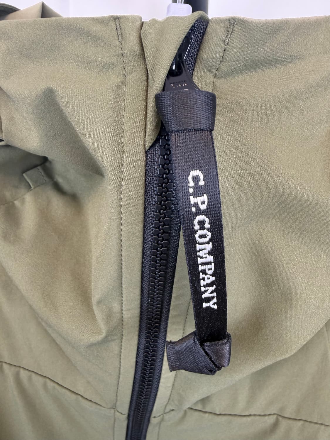 CP컴퍼니 프로텍 바람막이 52Size 렌즈 상품이미지3