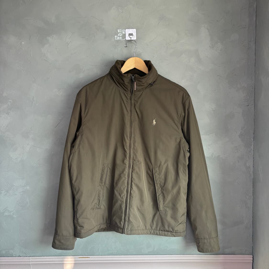 폴로 랄프로렌 페리 누빔 자켓 카키 상품이미지1