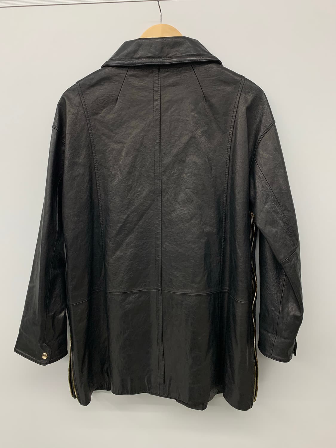 The studio K 램스킨 하프 지퍼 코트 상품이미지5