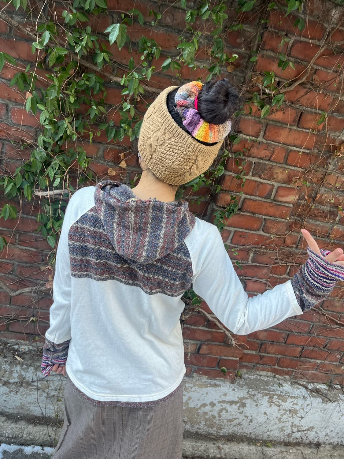 핸드워머 포인트 후드 롱슬리브 상품이미지4