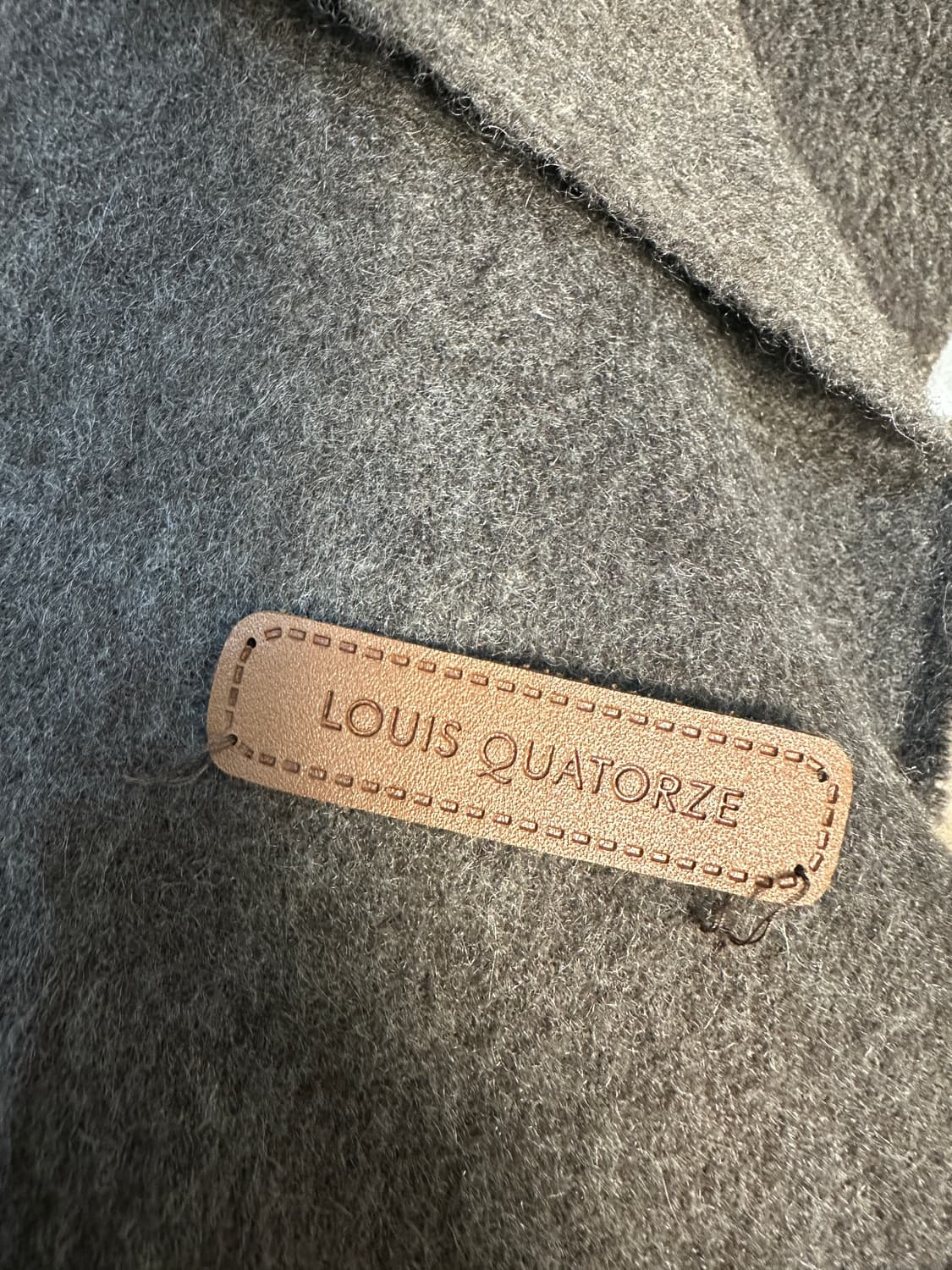 루이까또즈 캐시미어100% 머플러 브라운  상품이미지3