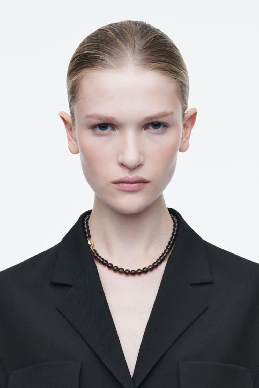 코스 비즈 쿼츠 목걸이 브라운 상품이미지1