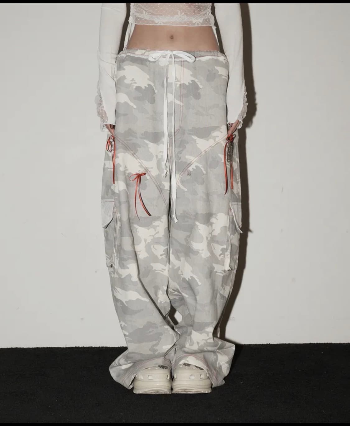 체리퀴리 lace cargo pants - camo 카고팬츠 상품이미지1