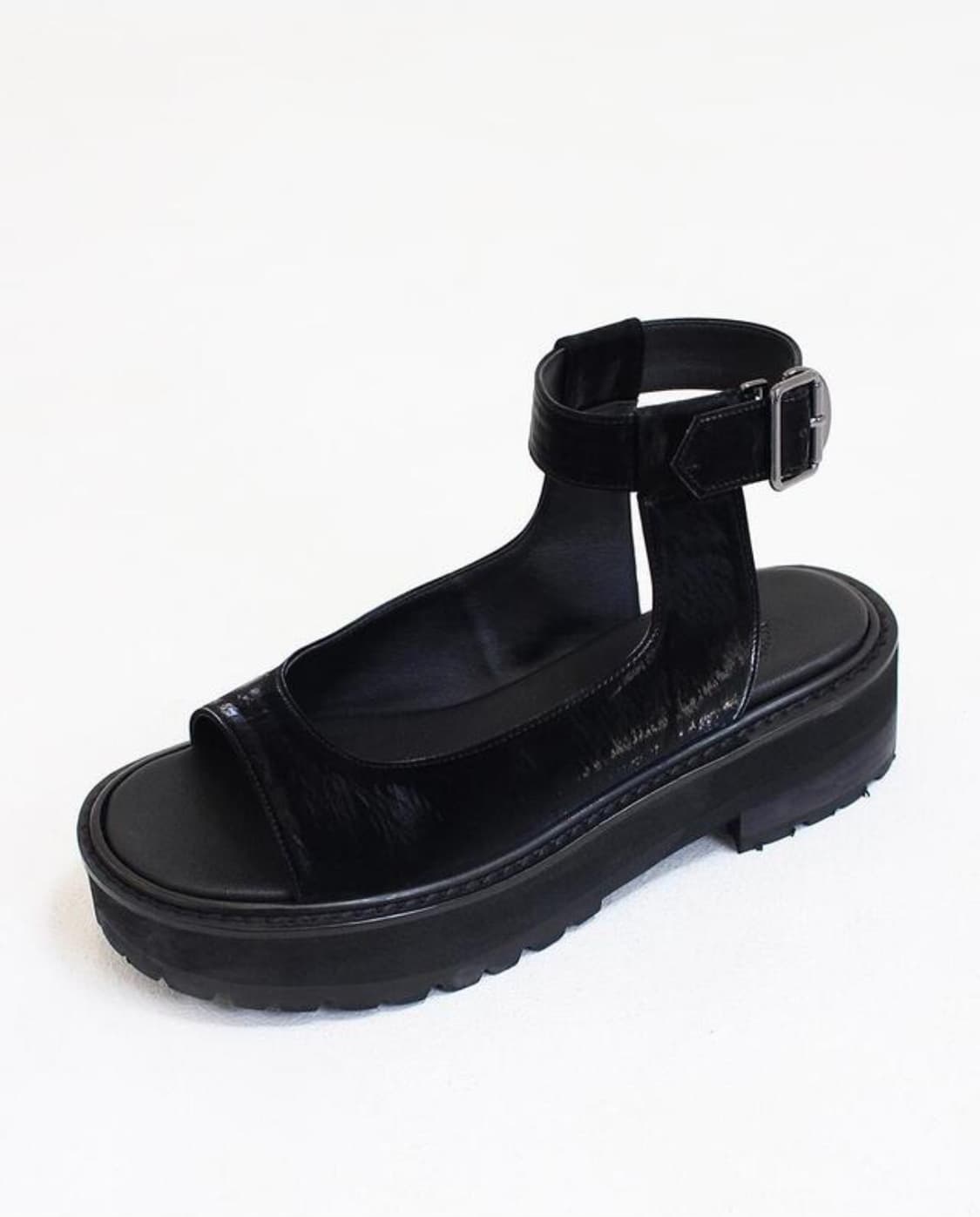 비건타이거 x 핀노아친퀘 앵클 스트랩 샌들 225 상품이미지1