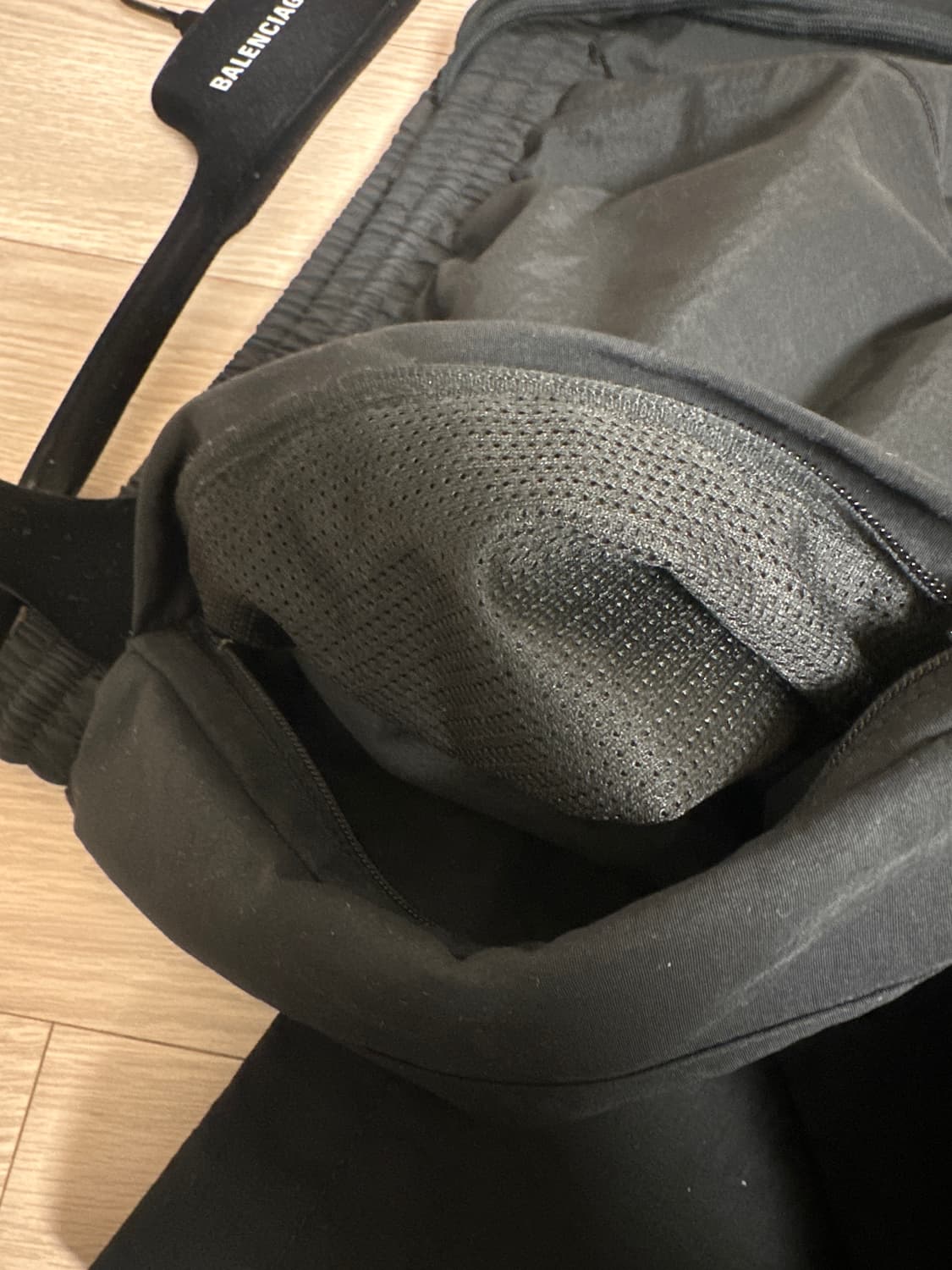 S size 새상품급 발렌시아가 3b로고 트랙팬츠 상품이미지4