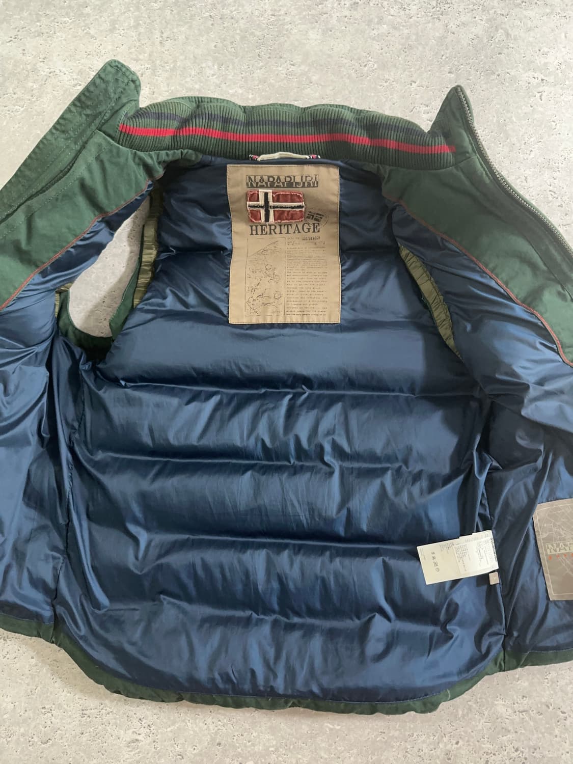 NAPAPIJRI Down Vest 상품이미지4