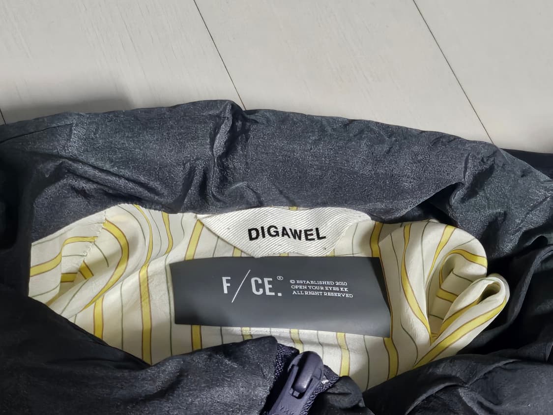 DIGAWEL X F/CE 실크 나일론 패딩 상품이미지9