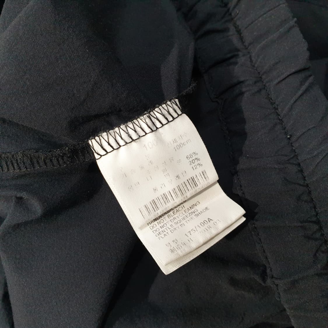 티아이포맨 블랙 스트링 반팔 우븐 탑 100 상품이미지8