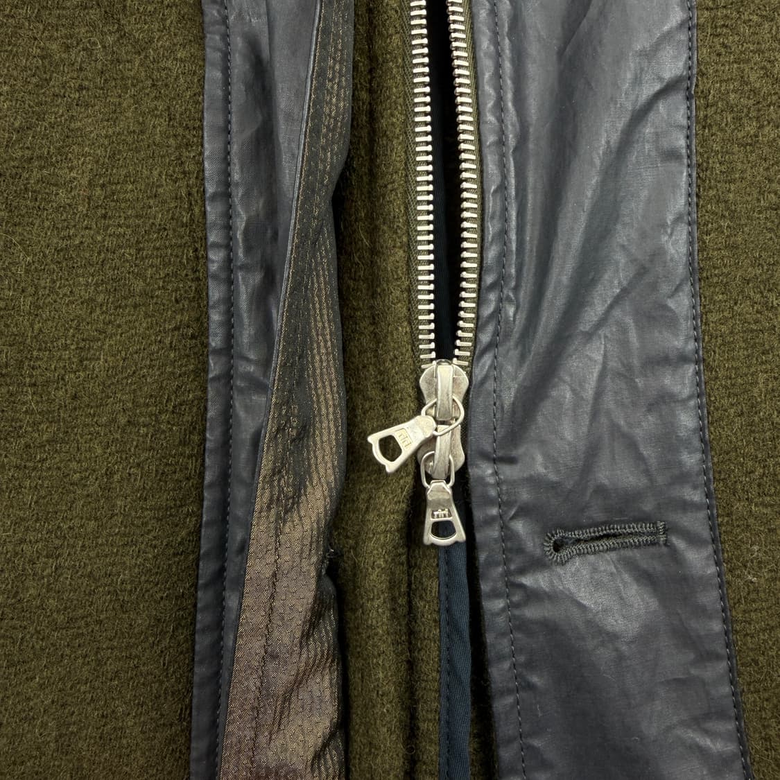 드리스반노튼 하이브리드 패널 코트 상품이미지3