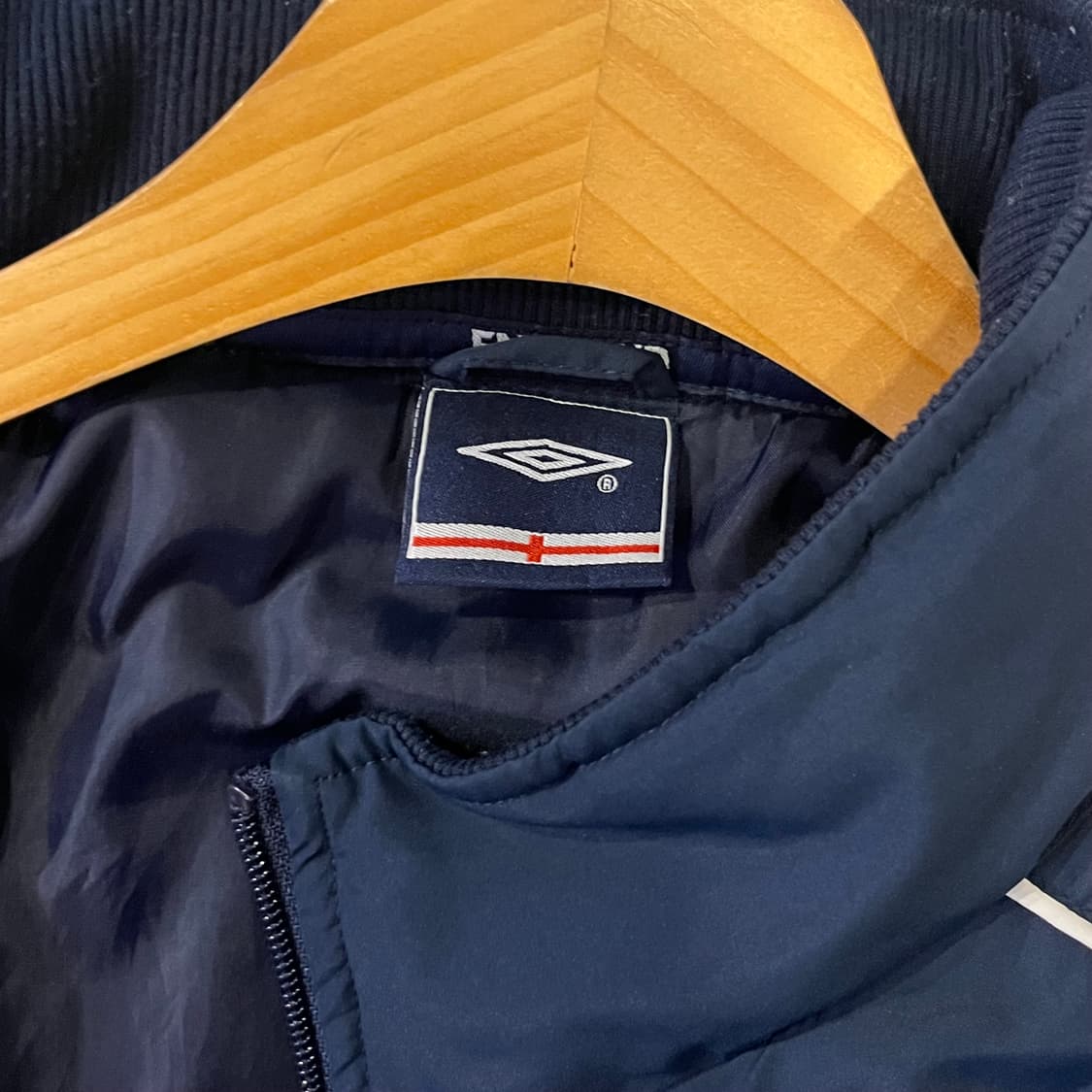 00‘s 엄브로 잉글랜드 국가대표 누빔 점퍼 자켓 상품이미지7