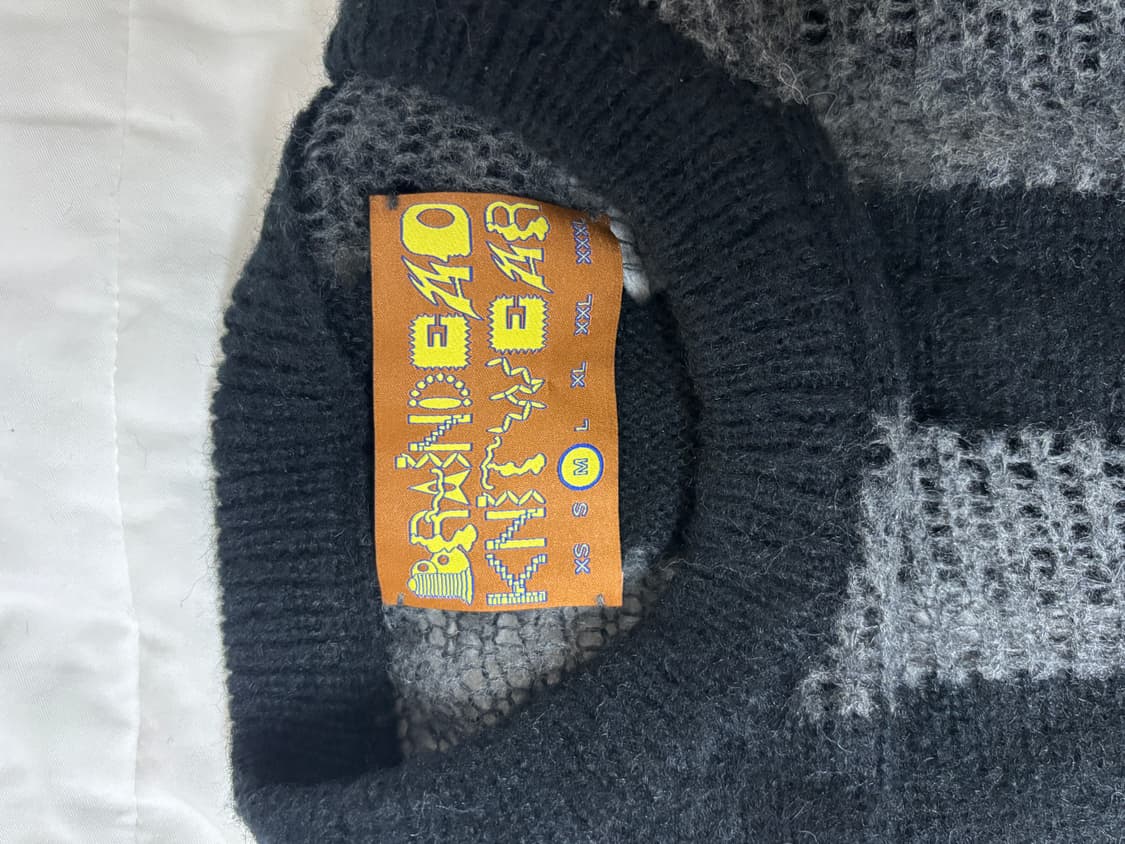 브레인데드 Fuzzy Threadbare Sweater In Black 상품이미지5