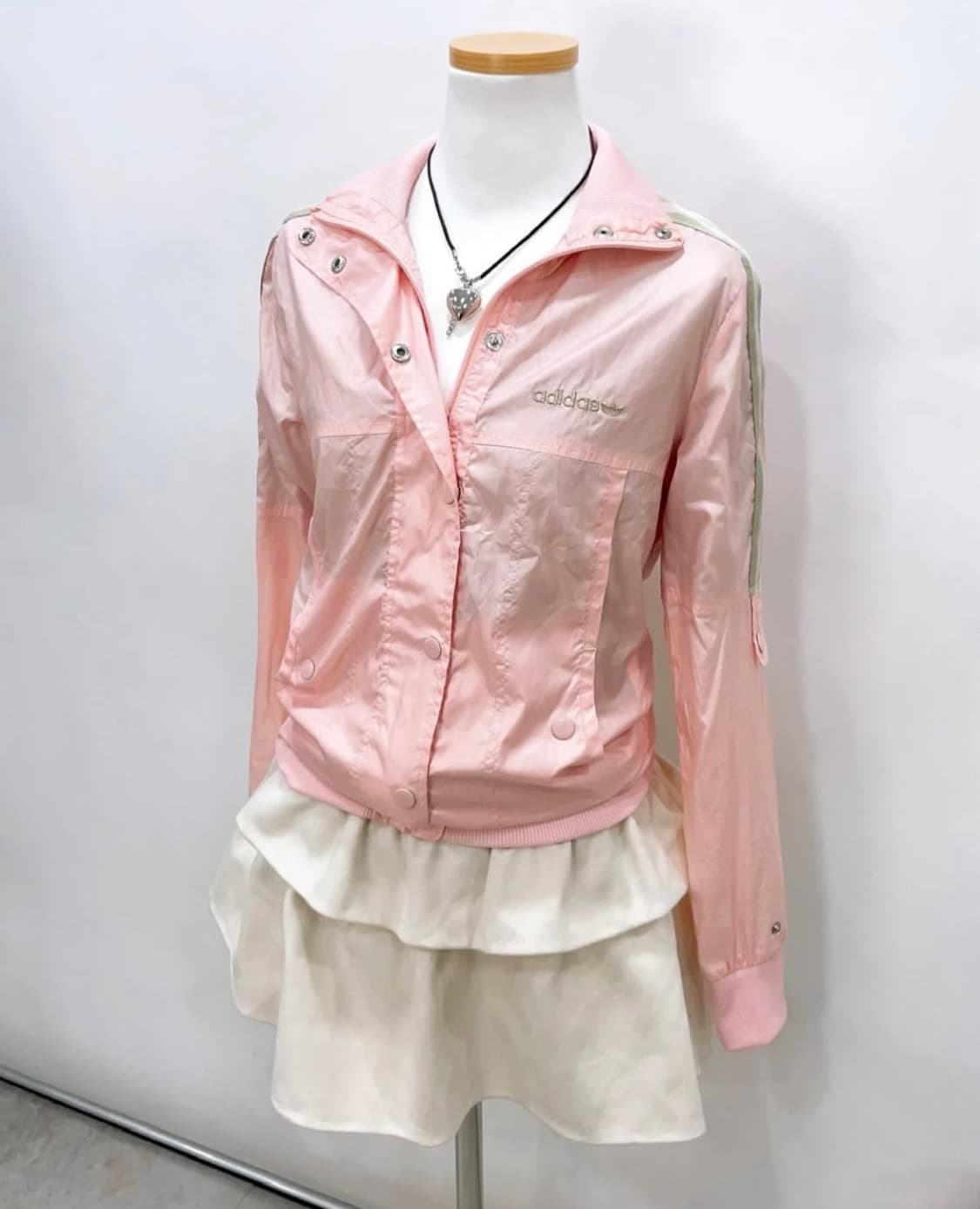 대대장 유일매물 딸기 녹차 아디 바람막이 🍓 상품이미지1