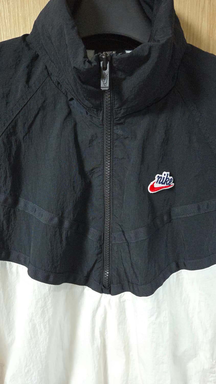 (착샷) 나이키 헤리티지 윈드러너 아노락 자켓  상품이미지3