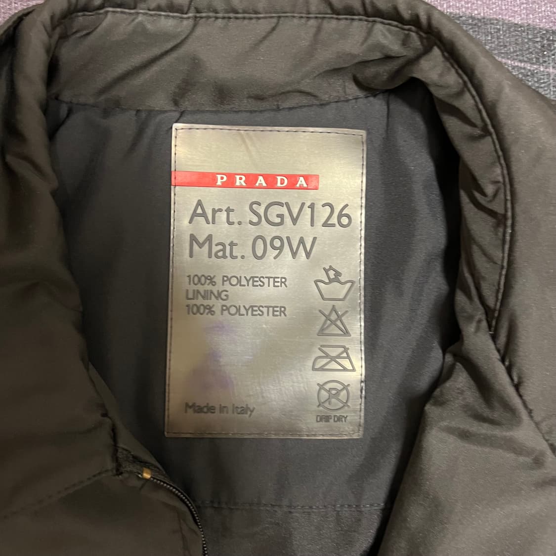 프라다 나일론 패디드 자켓 상품이미지3