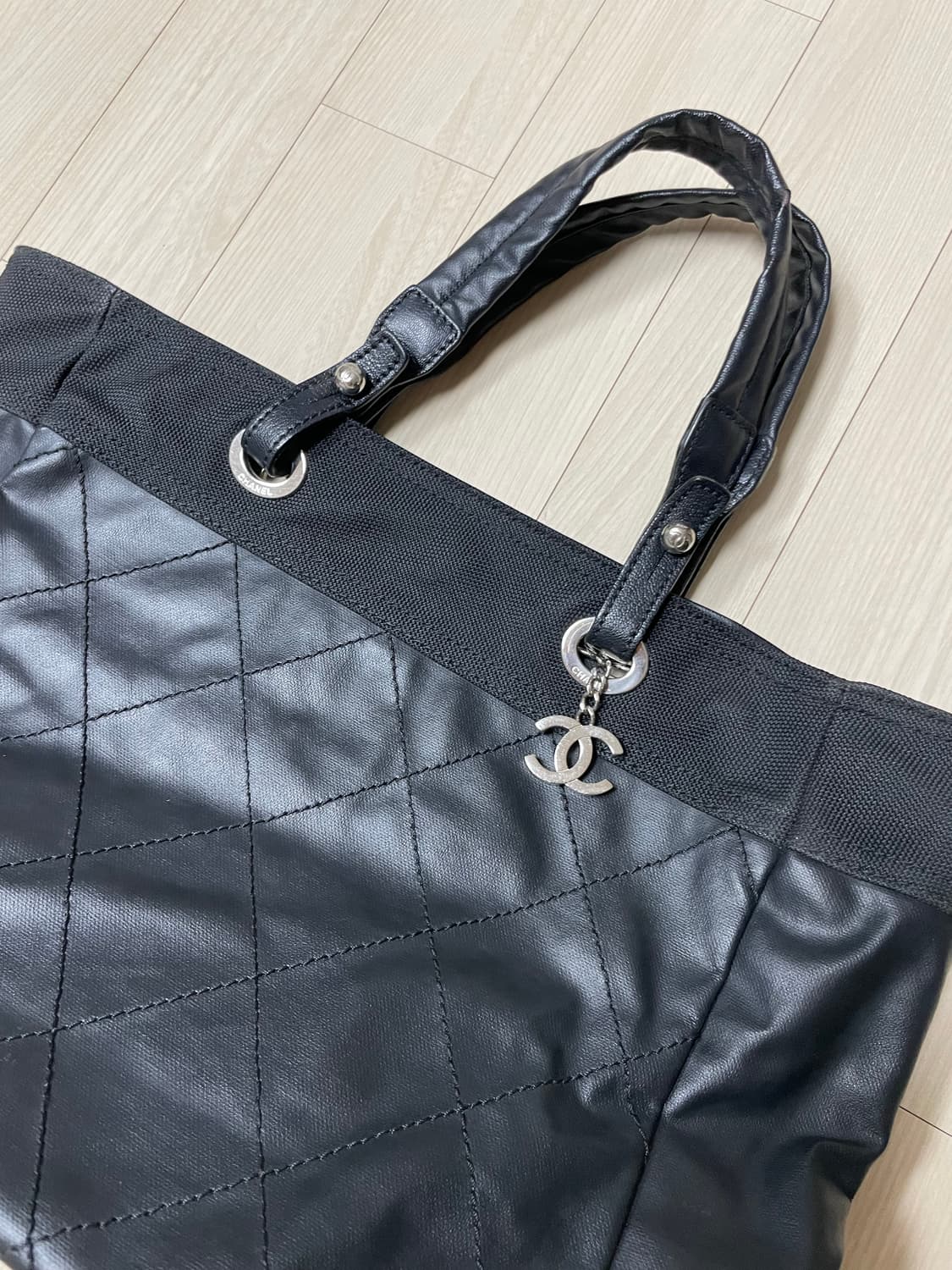샤넬 비아리츠 숄더백 블랙 상품이미지2