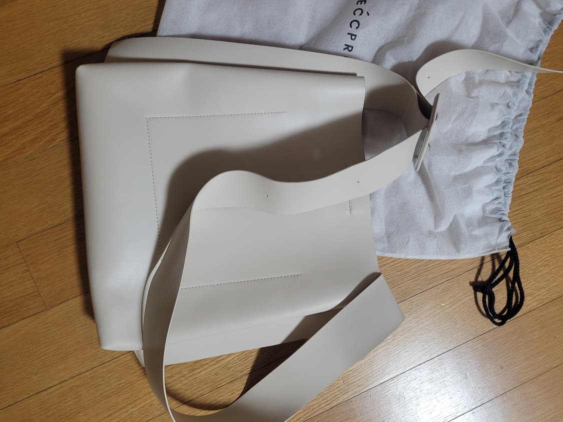 레크프로젝트 크로스 숄더백 상품이미지2