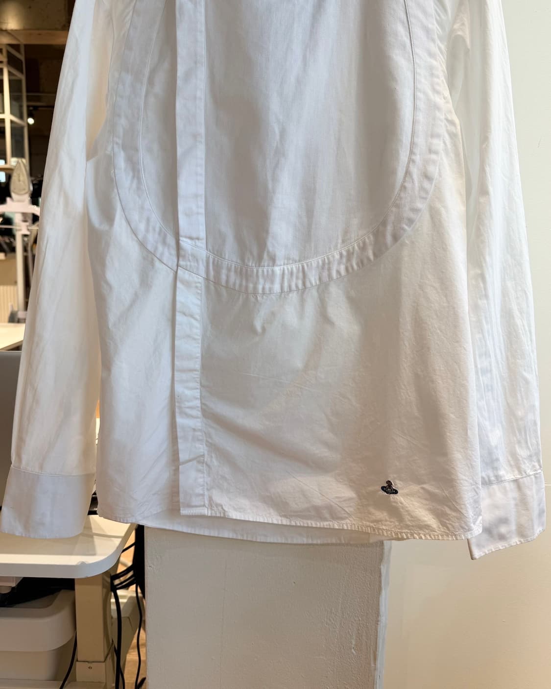 비비안 웨스트우드 맨 화이트 에이시멋리 orb 셔츠  상품이미지6