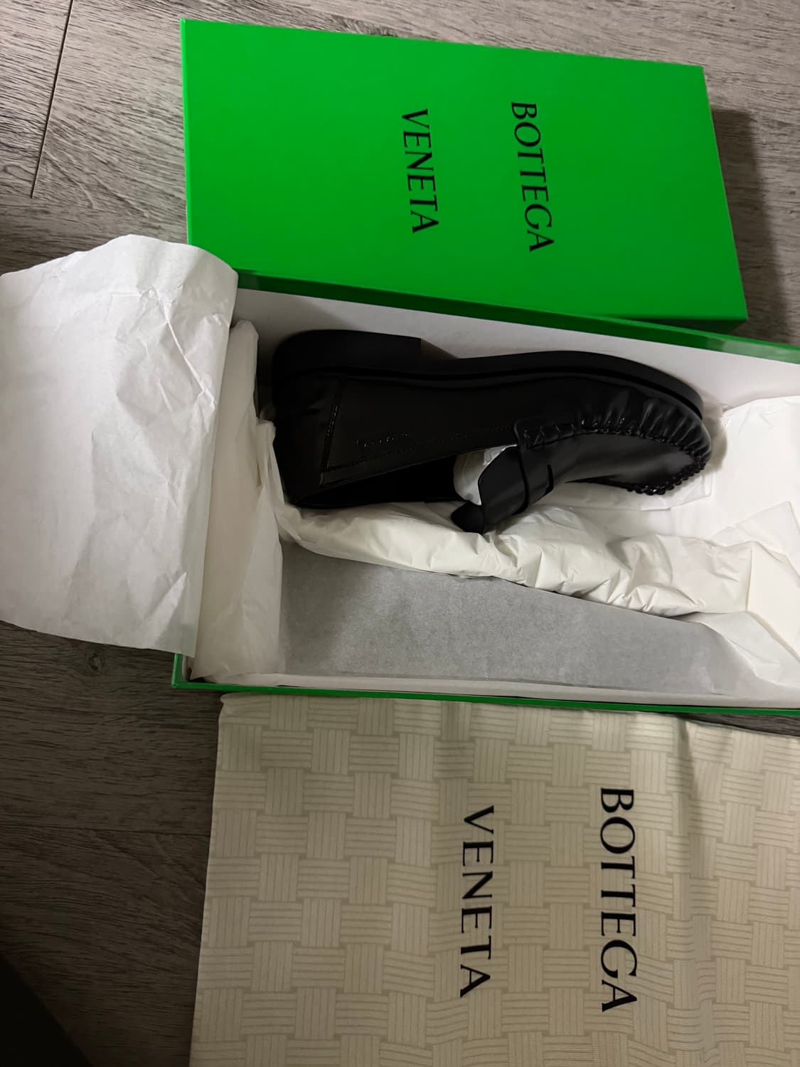 보테가 베네타 블랙 로퍼 25FW 상품이미지3