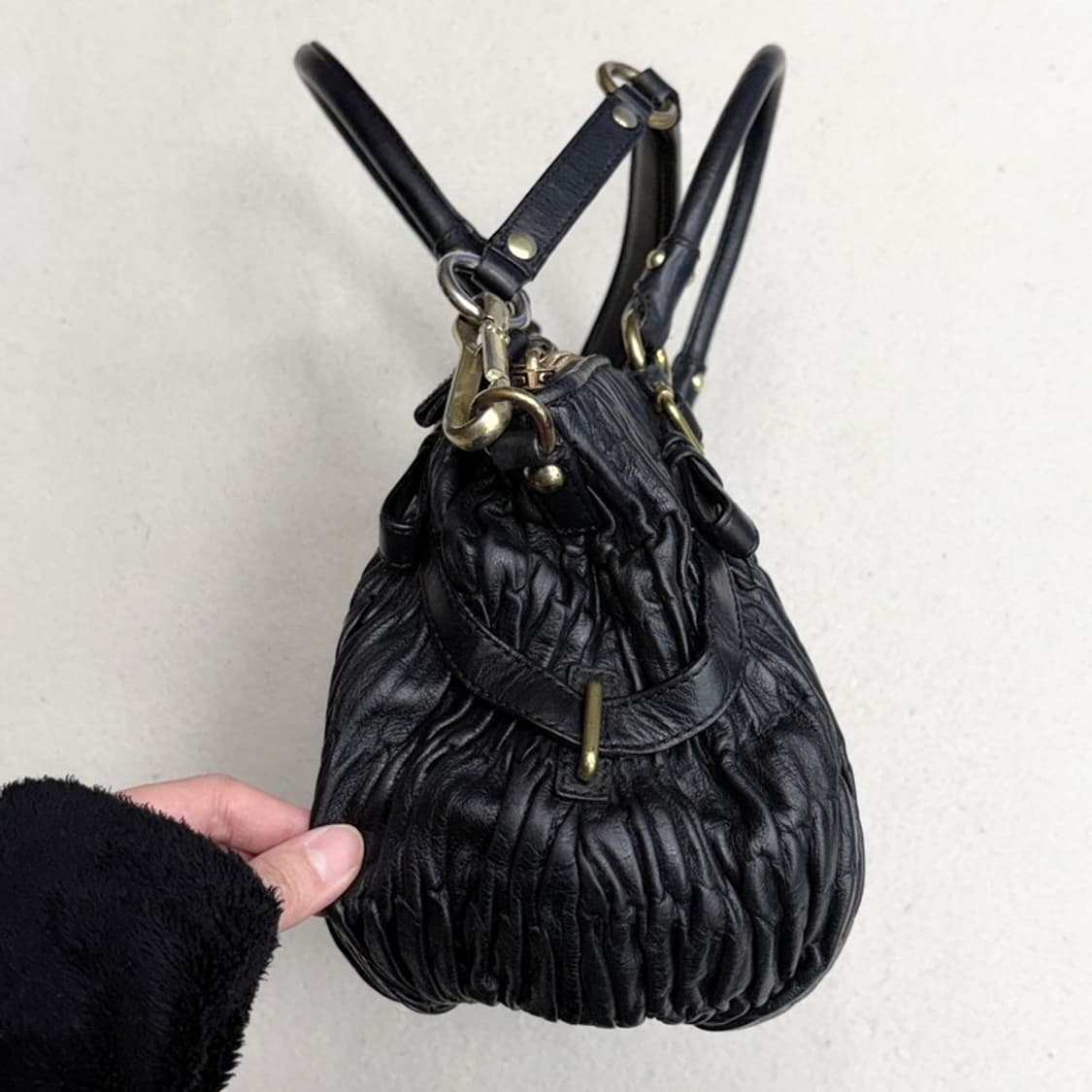 COACH 메디슨 게더드 레더 소피아 사첼백 상품이미지4