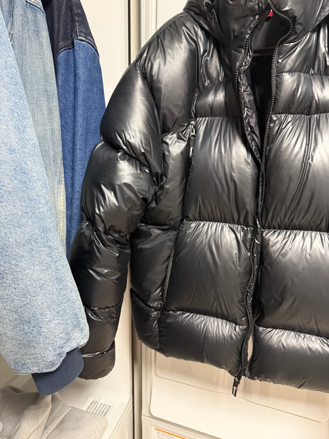 슈프림 23fw 페더웨이트 패딩 xl 상품이미지3