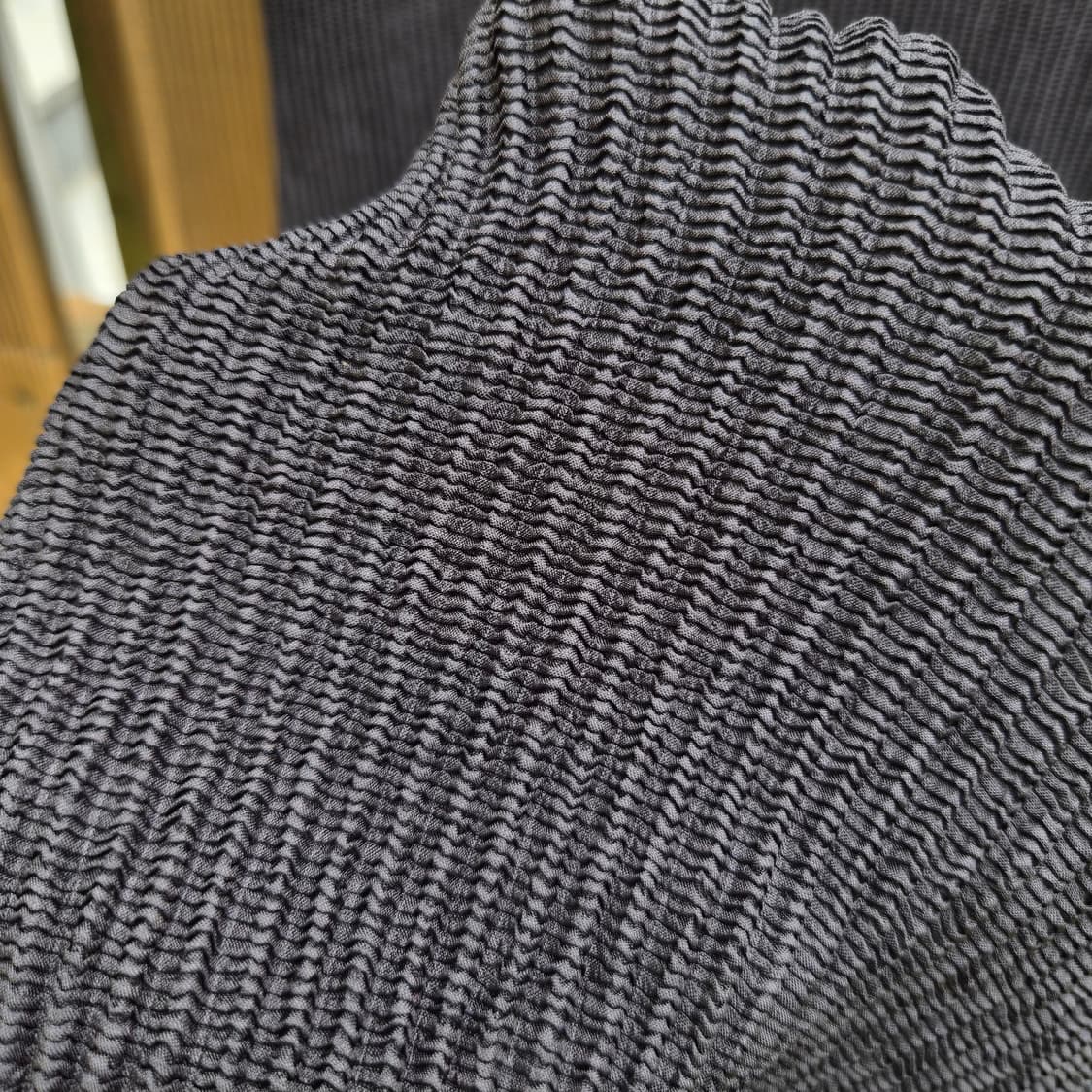 스피치오 블랙 플리츠 페탈 넥 원피스 상품이미지6