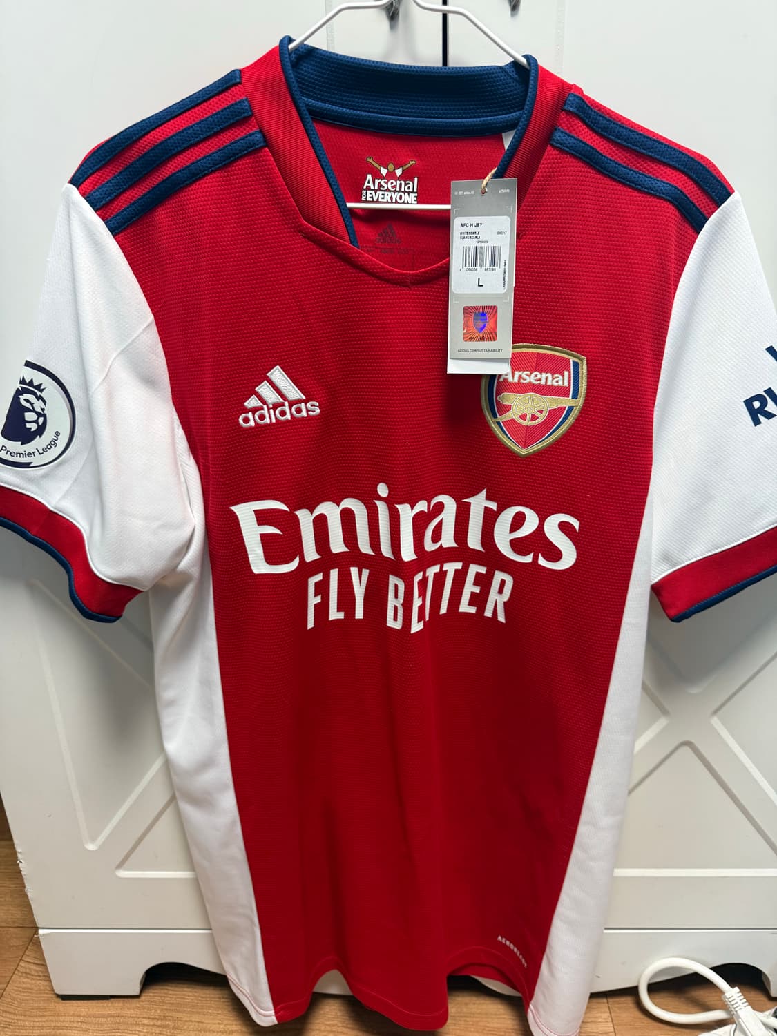 21/22 아스날 사카 유니폼 상품이미지1