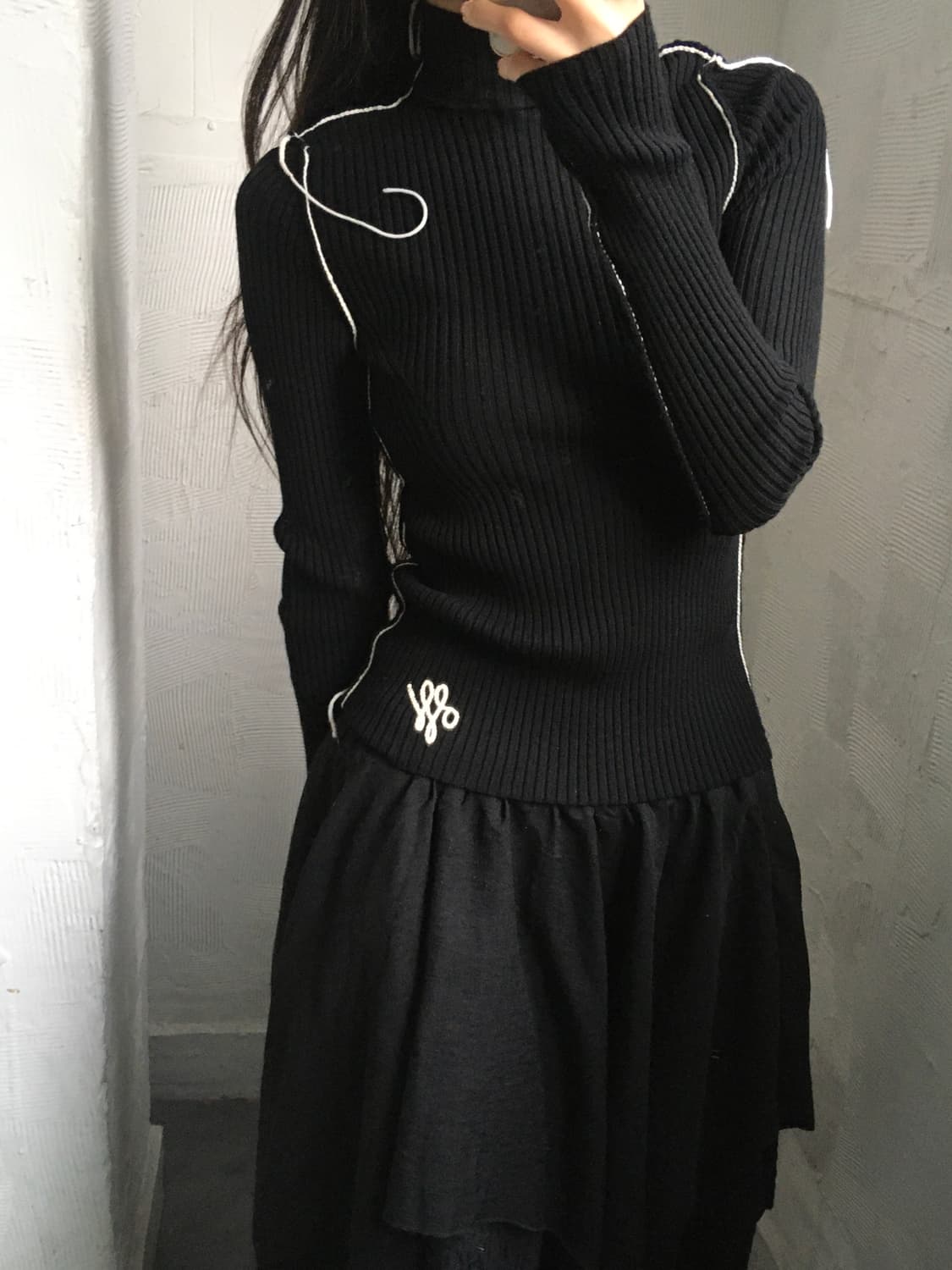 Off White 오프화이트 골지 터틀넥 니트 상품이미지1