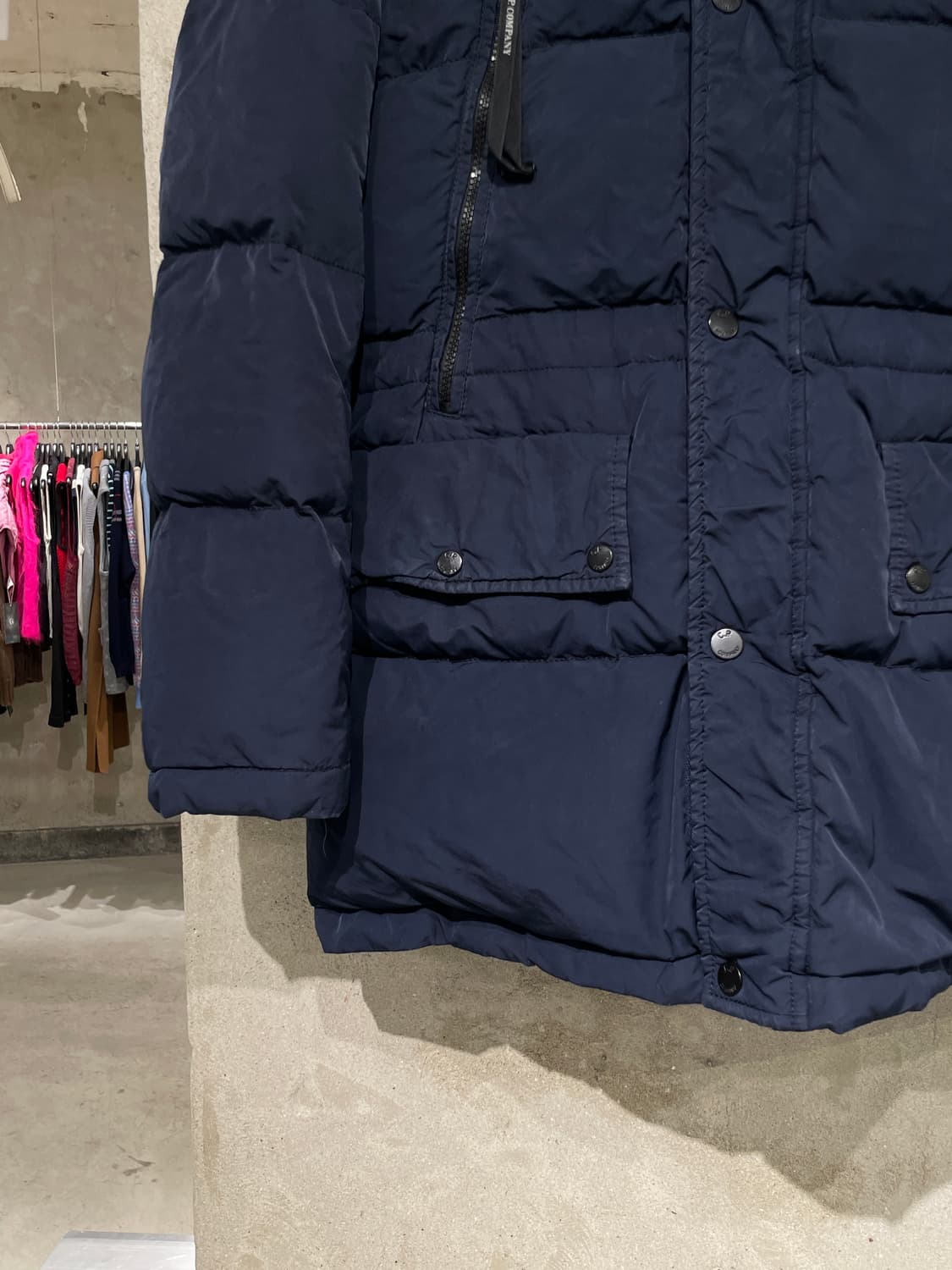 cp컴퍼니 네이비 고글 덕 다운 패디드 점퍼 상품이미지4