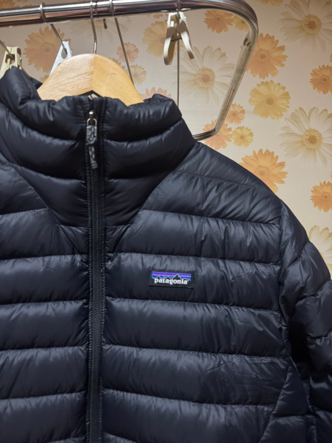25fw 파타고니아 다운스웨터(l사이즈) 상품이미지2