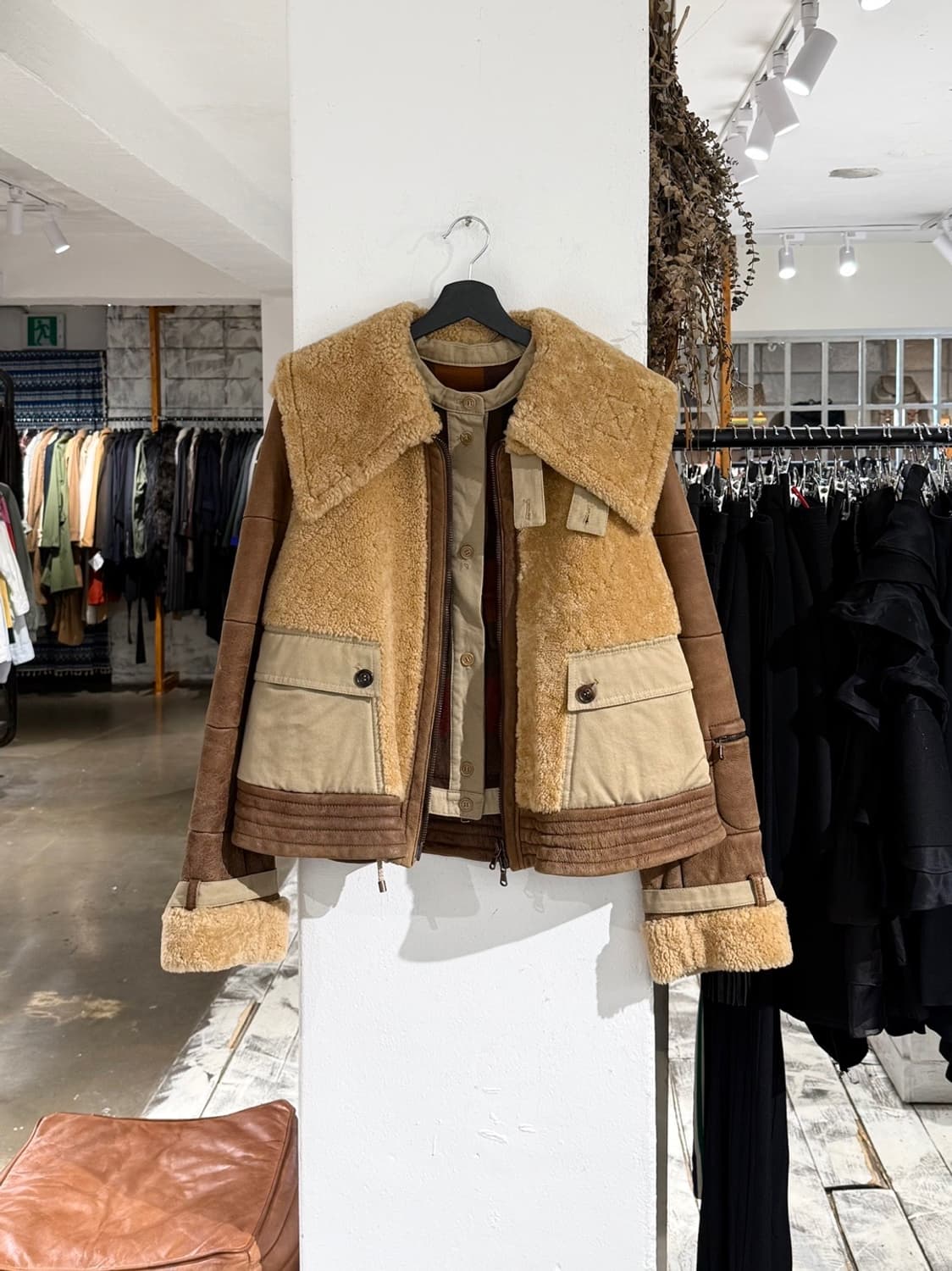 인트렌드 브라운 리얼레더 시어링 무스탕 자켓 상품이미지6