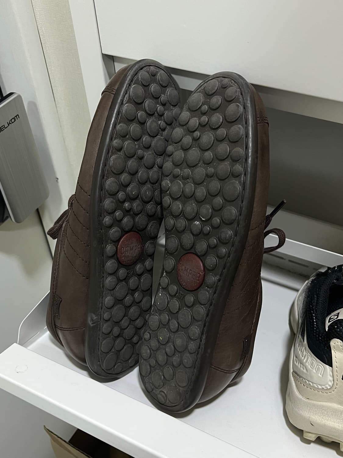 캠퍼 브라운 스니커즈 37-235 상품이미지3