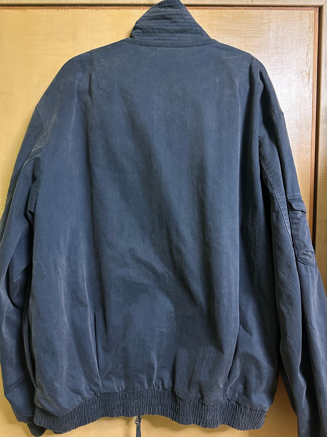 999휴머니티 어드벤처 블리치드 자켓 3사이즈 팝니다. 상품이미지3