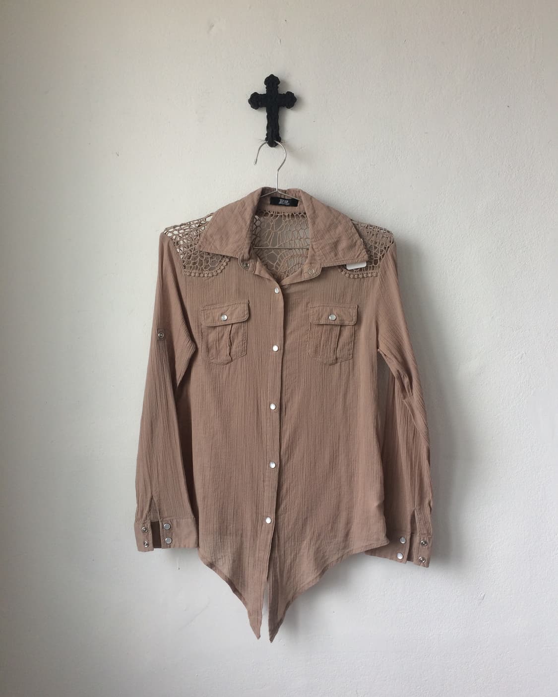 Crochet punching point shirt 상품이미지2
